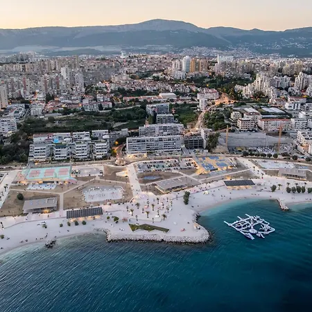 Apartment Beachaholic M&g, Luxury Seaside On Znjan Split