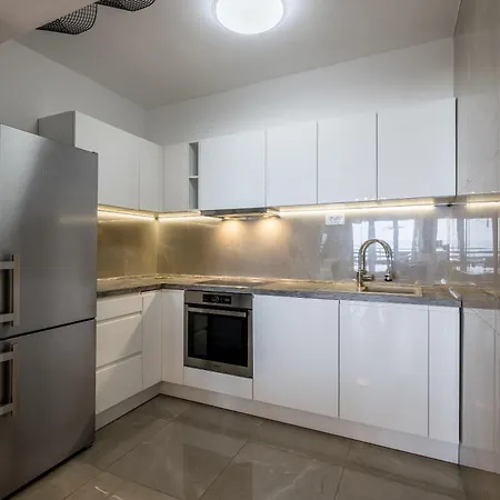 Apartment Beachaholic M&g, Luxury Seaside On Znjan