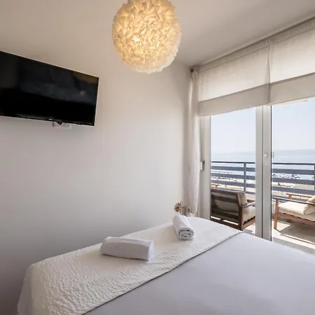 Beachaholic M&g, Luxury Seaside On Znjan Апартаменты *
