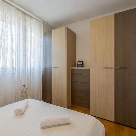 Апартаменты Beachaholic M&g, Luxury Seaside On Znjan *