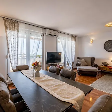 Beachaholic M&g, Luxury Seaside On Znjan * سبليت